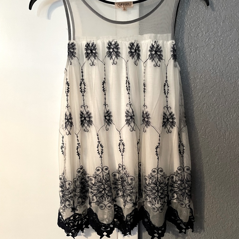 Lavish Brand, blue & white blouse.